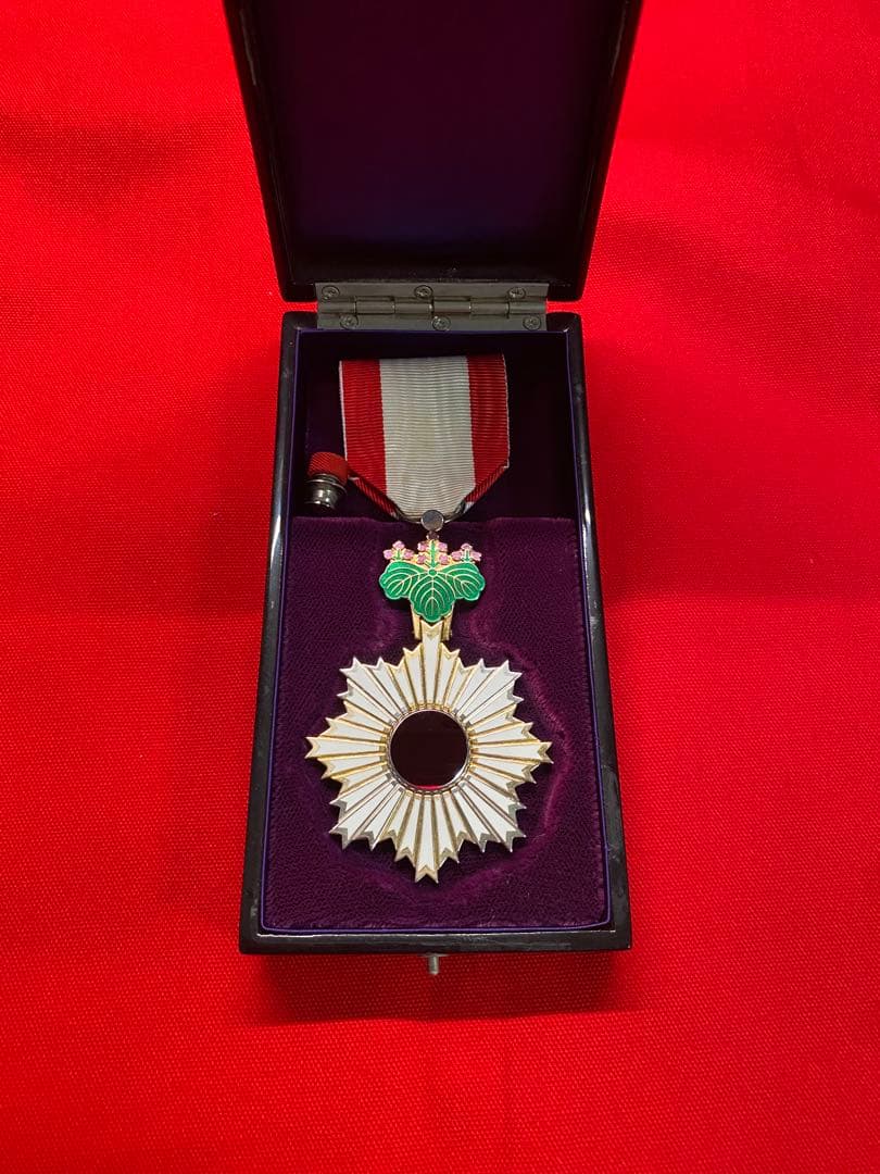 旭日単光章　勲章