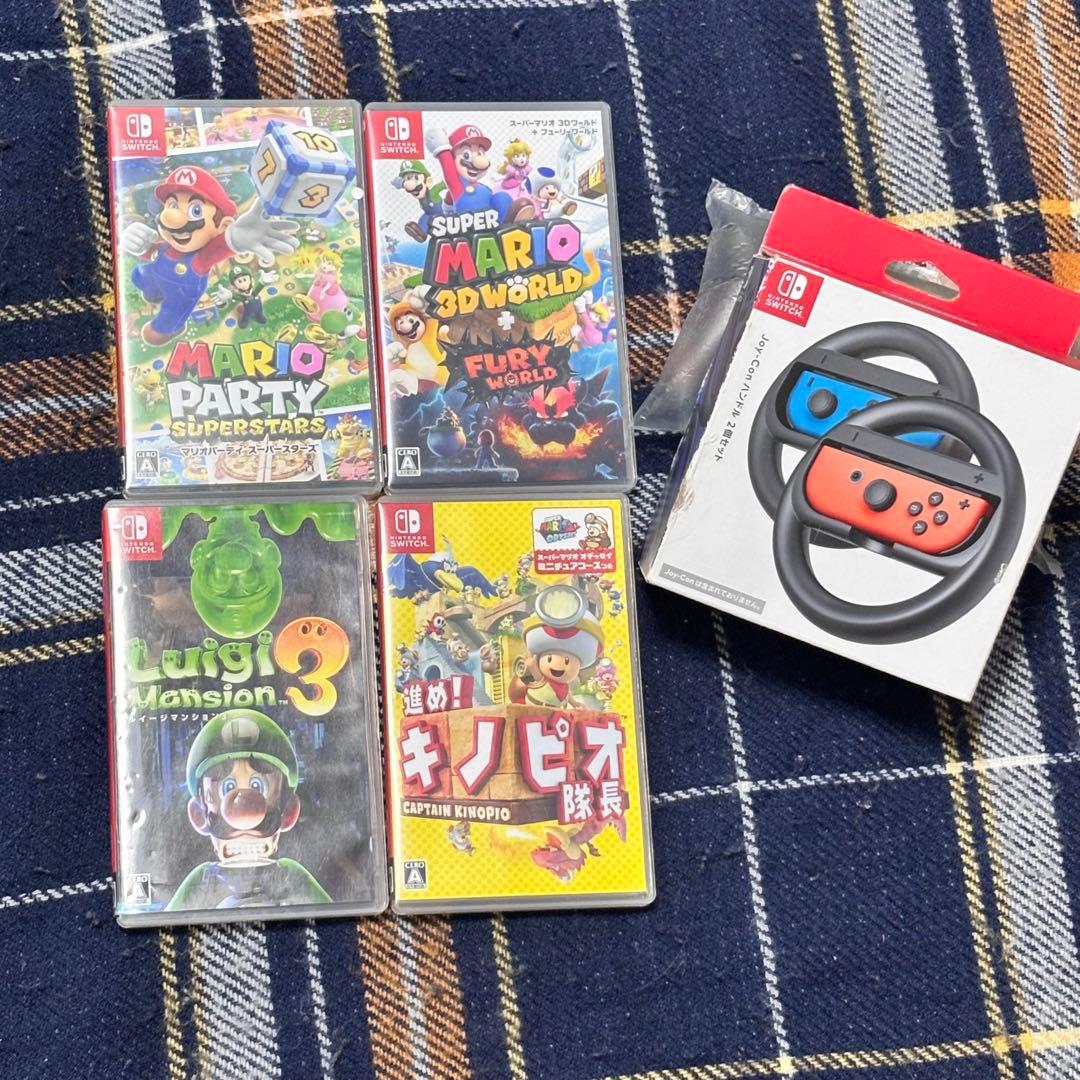 Nintendo Switch ゲームソフト　マリオカート　ハンドル