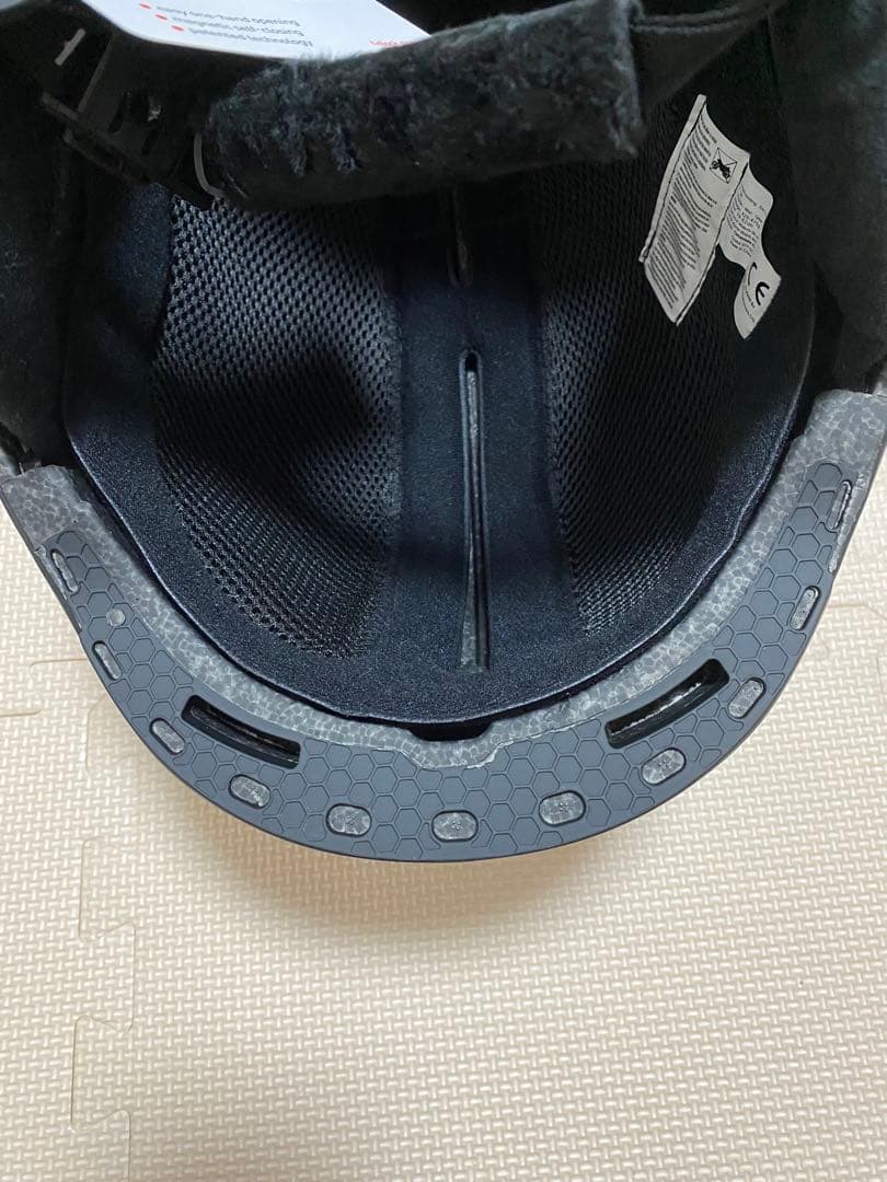 【タグ付き】DICE スノーボードヘルメット マットブラック