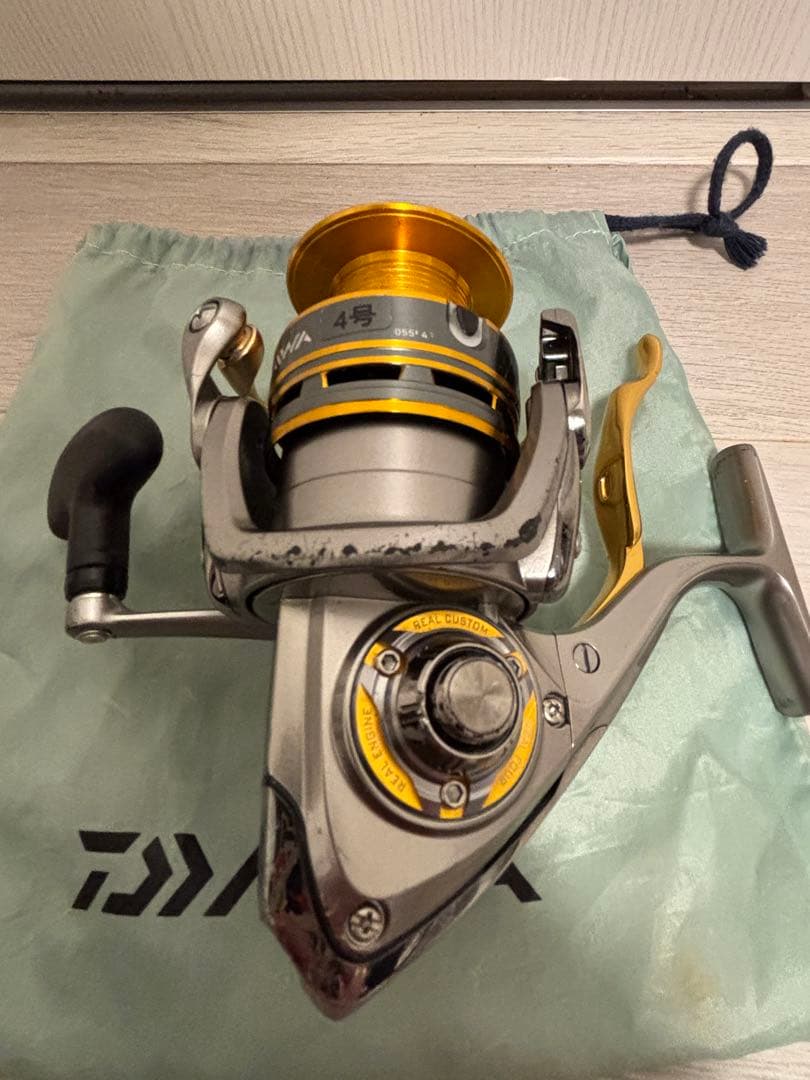 ダイワ　プレイソ　3000HLBD ブレーキレバー　スピニングリール