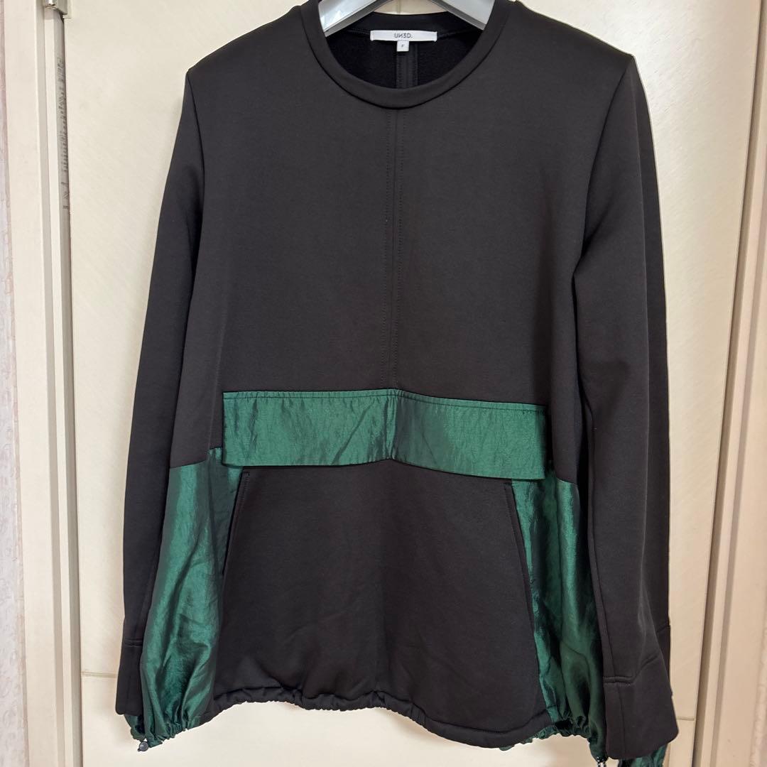 UN3D. ブラック/グリーン 長袖スウェット