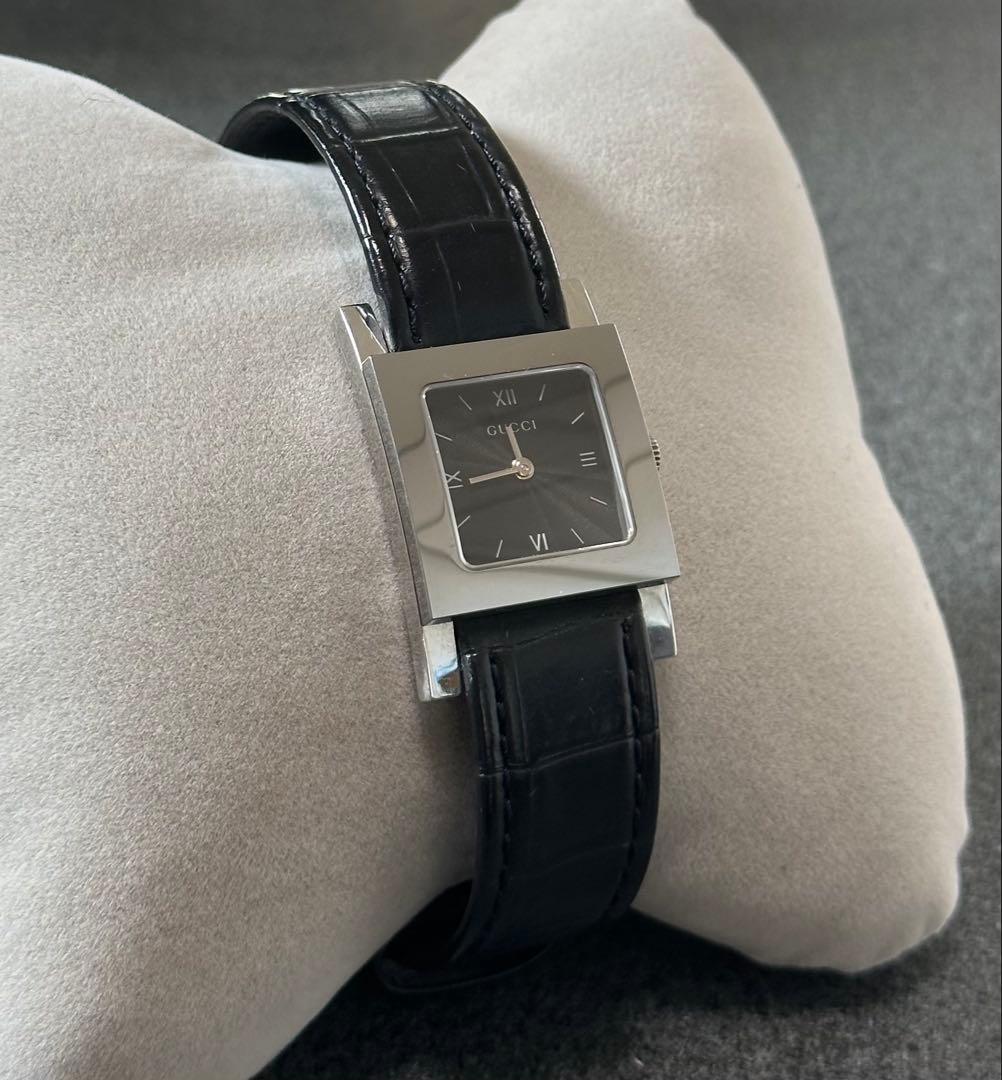 GUCCI 腕時計 7900L クォーツ クロコ型押しベルト ブラック 黒文字盤