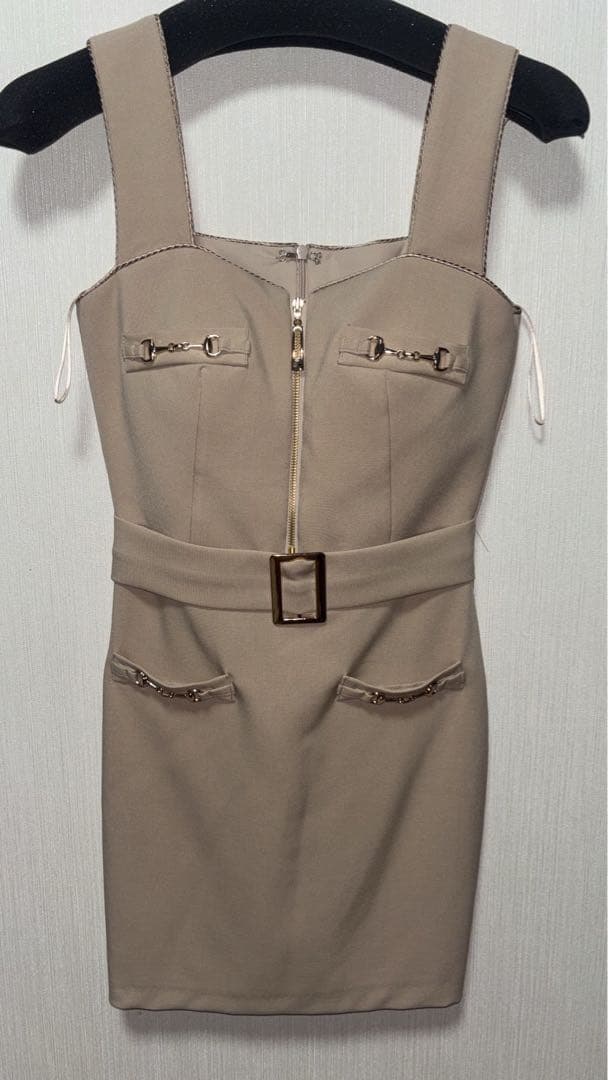 スーツ・フォーマル・ドレス sugar an