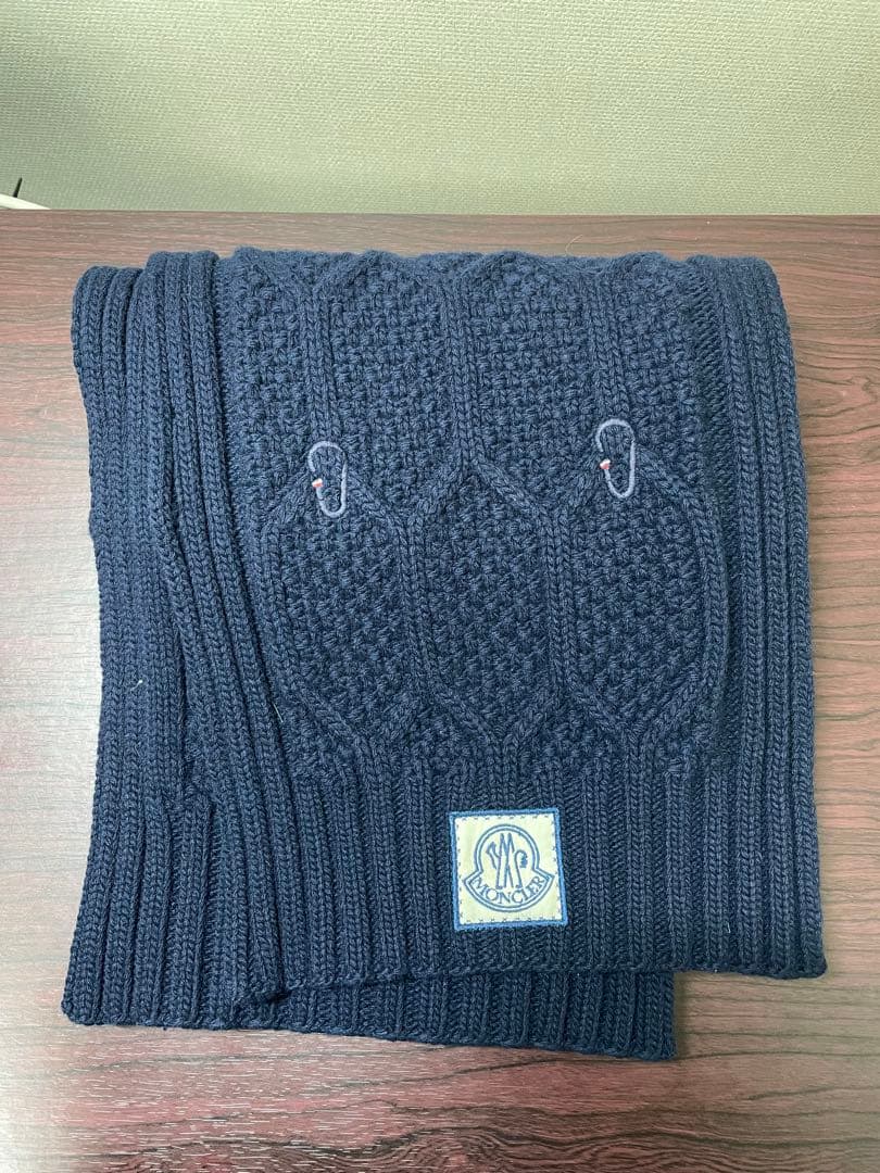 MONCLER マフラー　ネイビー