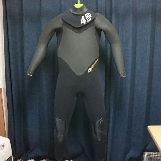 4dimension　ウェットスーツ　セミドライ