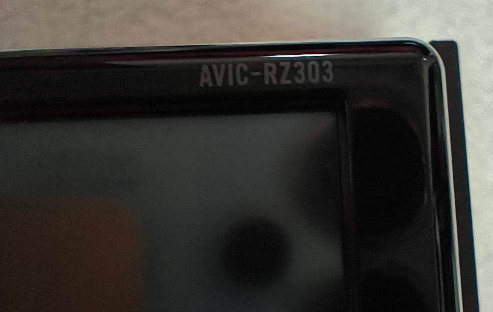 carrozzeria AVIC-RZ303 カーナビ