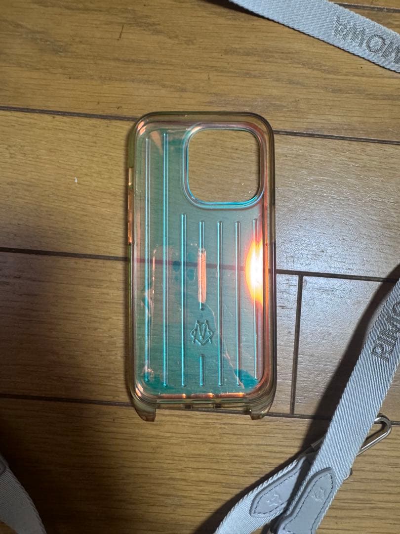RIMOWAショルダーストラップ付きiPhone15proケース