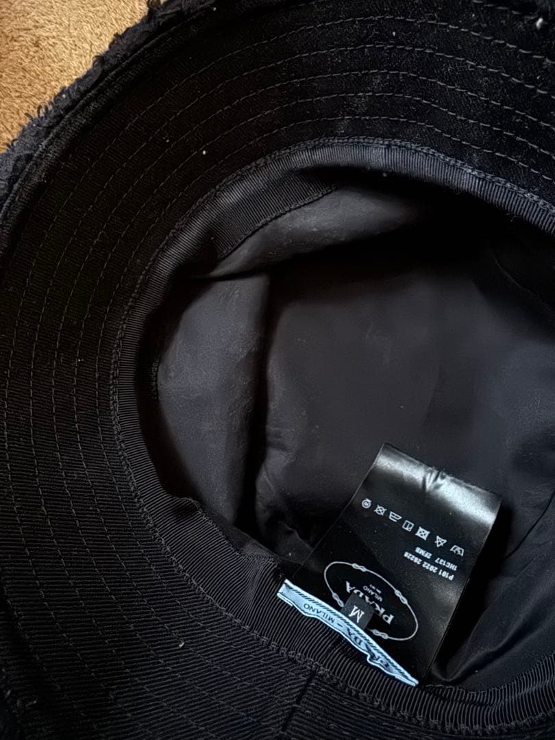 PRADA ブラック バケットハット M フリンジ付き