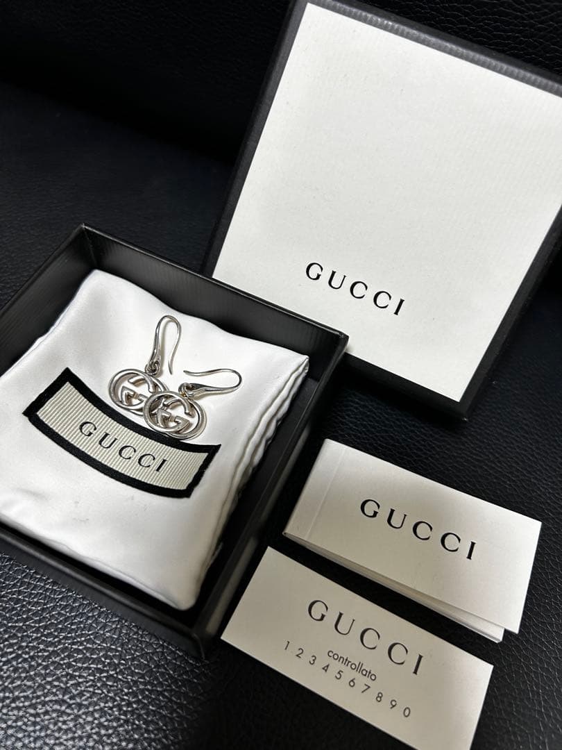 GUCCI ピアス