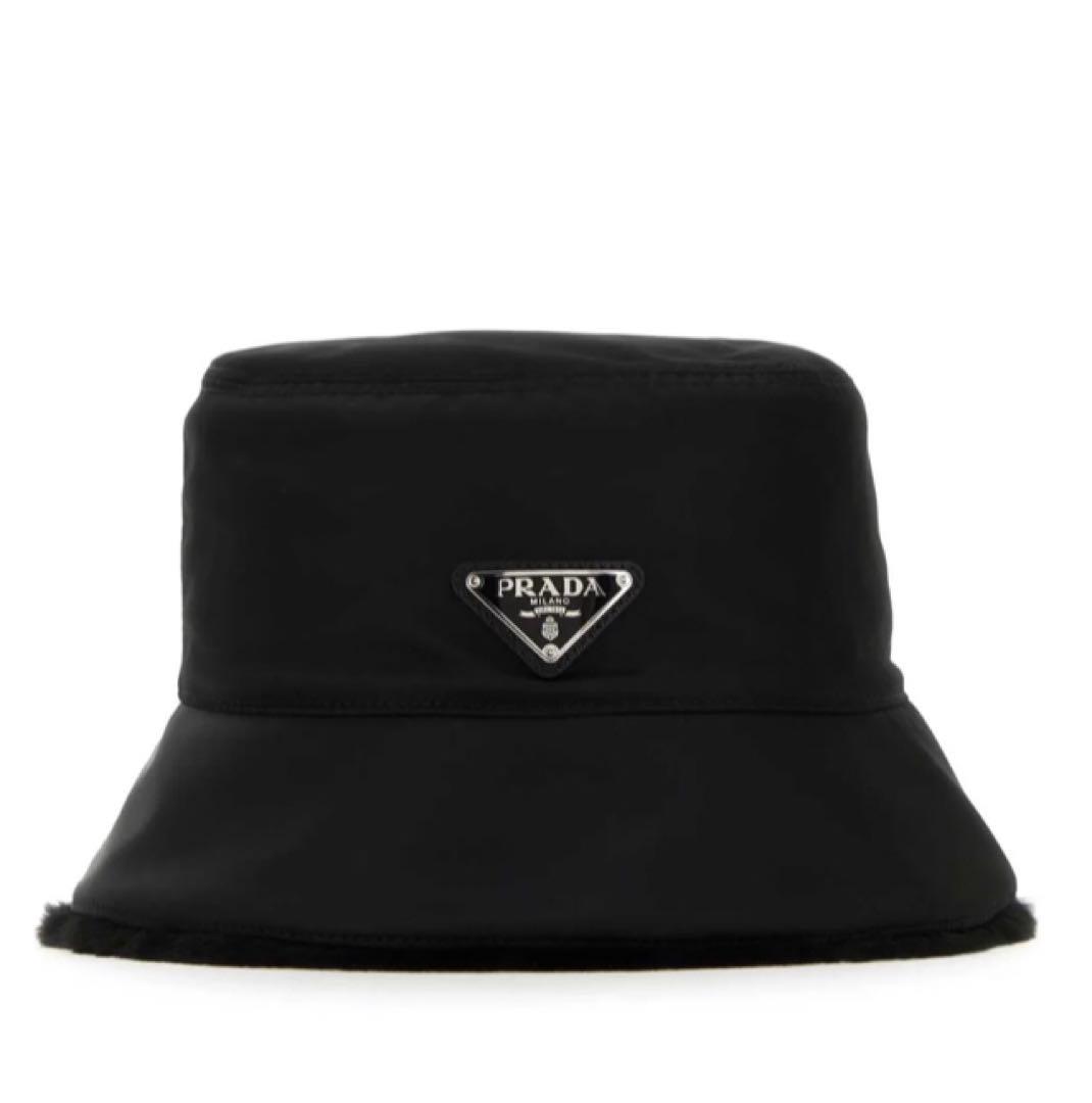PRADA ノベルティ　ブラック バケットハット