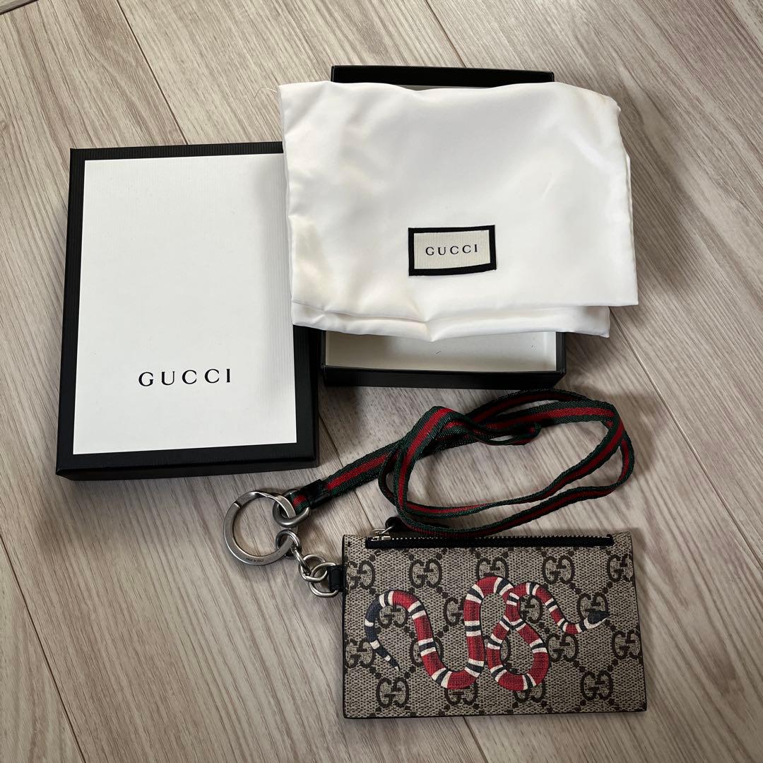 GUCCI グッチ スネーク シェリーライン カードケース