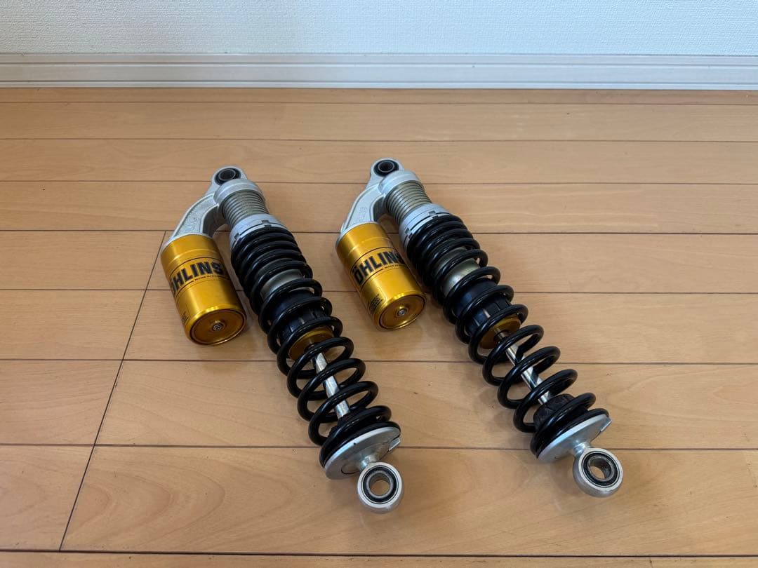 Öhlins リアサスペンション ゴールド/ブラック