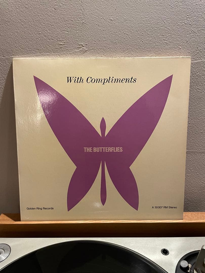 WITH COMPLIMENTS THE BUTTERFLIES オルガンバー