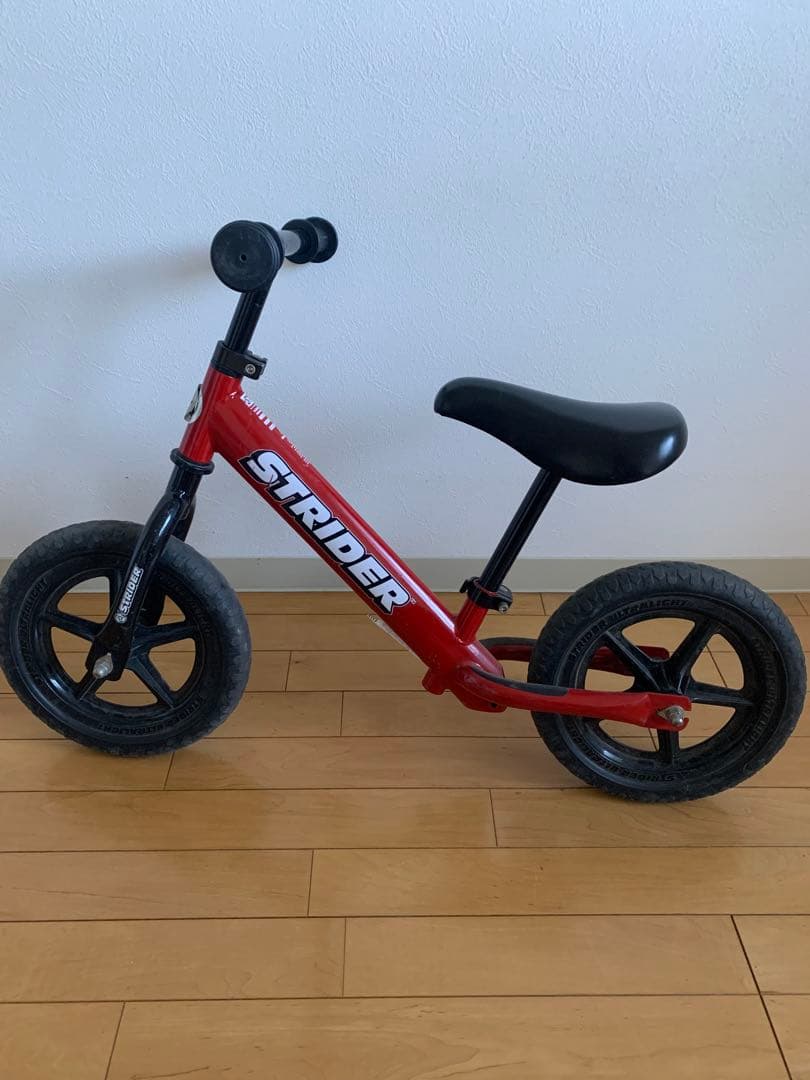 ストライダー♡strider 日本正規品　キックバイク