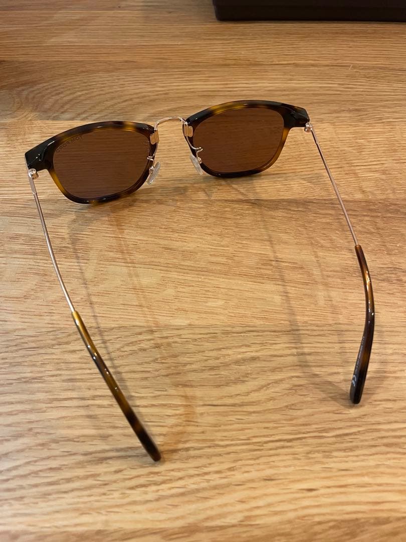 TOMFORD サングラス　tf672 53E 美品
