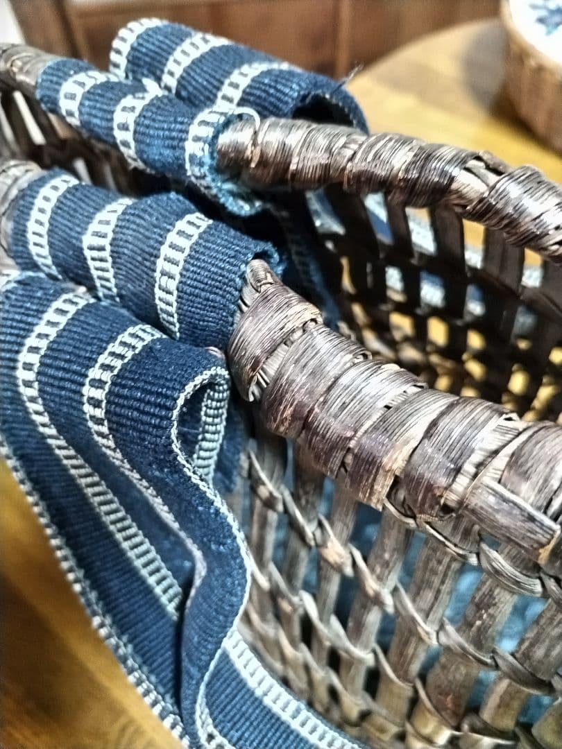 骨董山葡萄かごバッグ