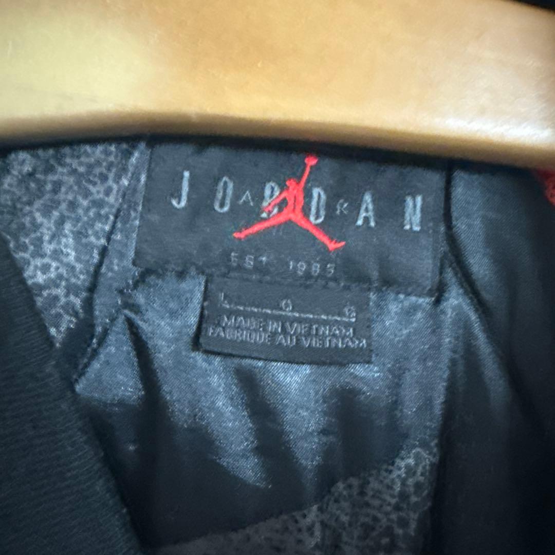 ナイキ ジョーダン× パリ・サンジェルマン バーシティジャケット スタジャン