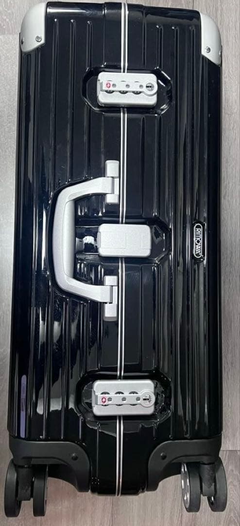 RIMOWA リンボ ４輪　63L ブラック 881.63.50.4 新品未使用