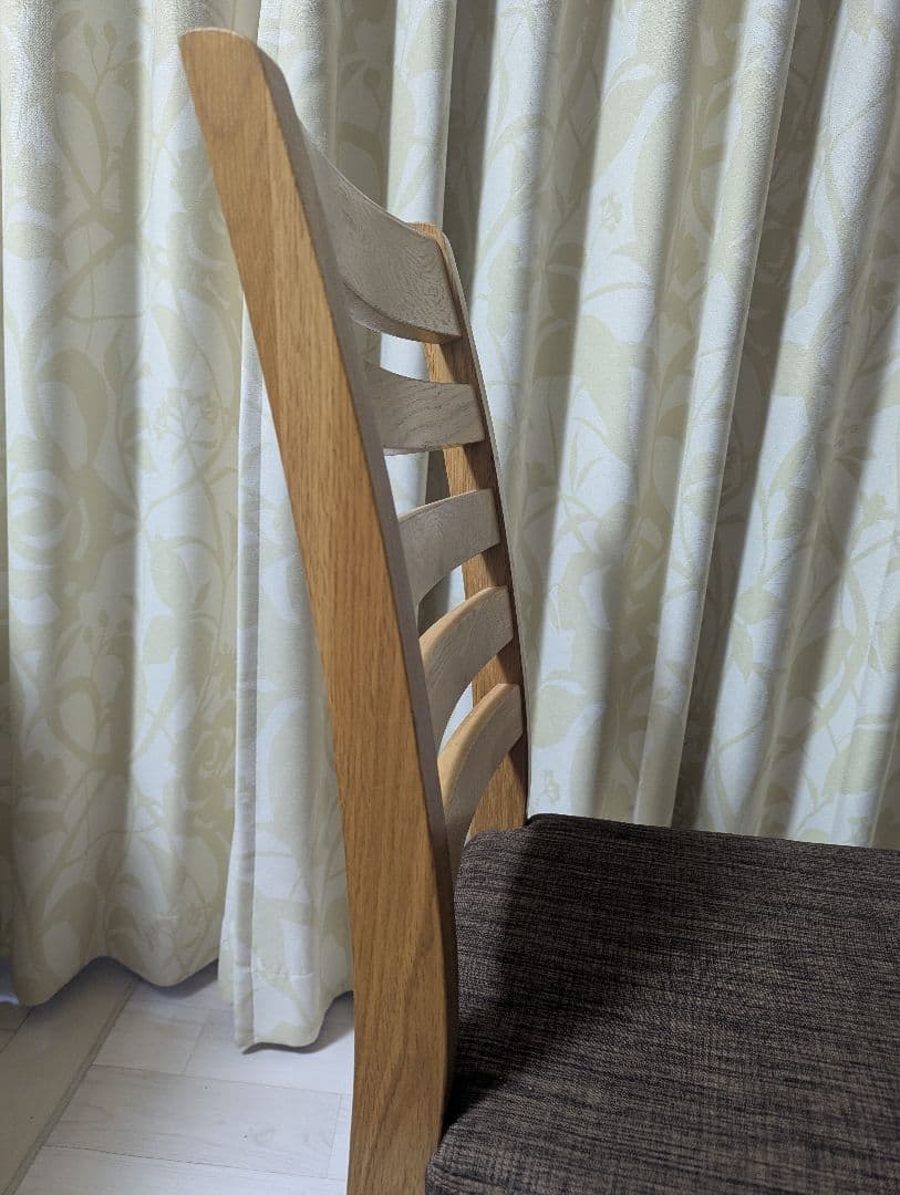 ニトリ ダイニングチェア ② 無垢材 オーランド