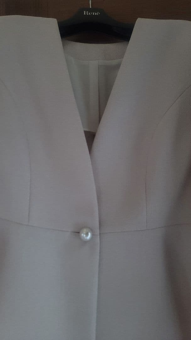 LOULOU WILLOUGHBY　ジャケット