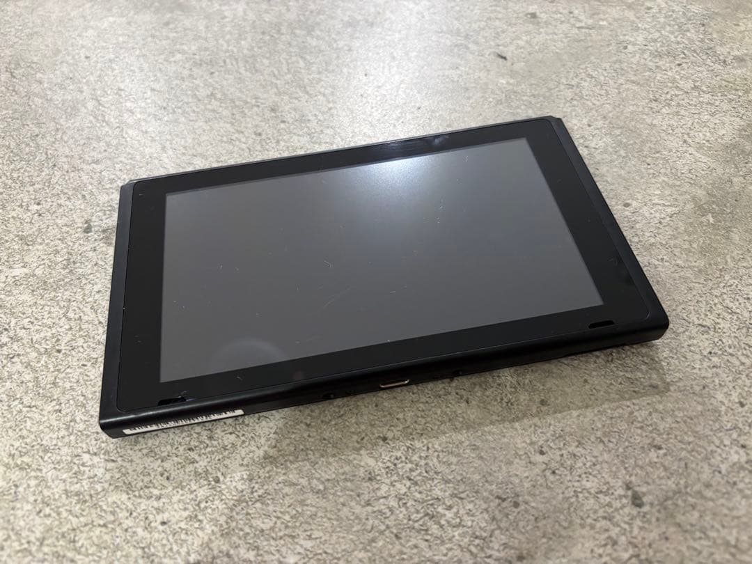 Nintendo switch 本体のみ（ジャンク品）