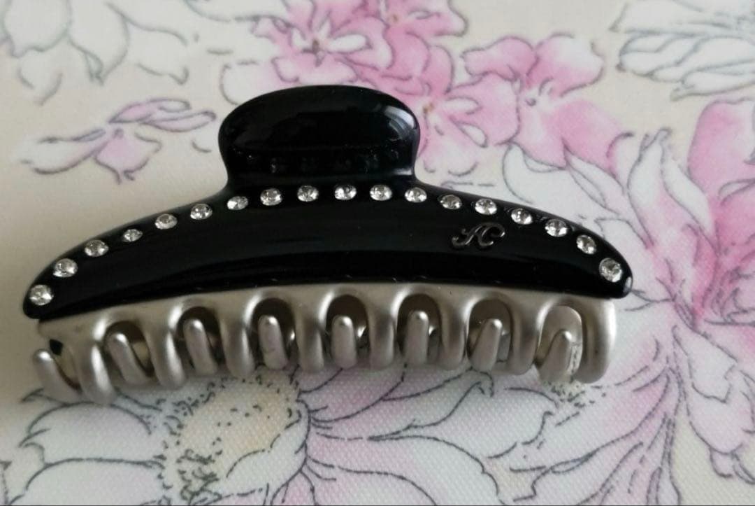 acca❤︎ティアラヘアクリップ❤︎ブラック