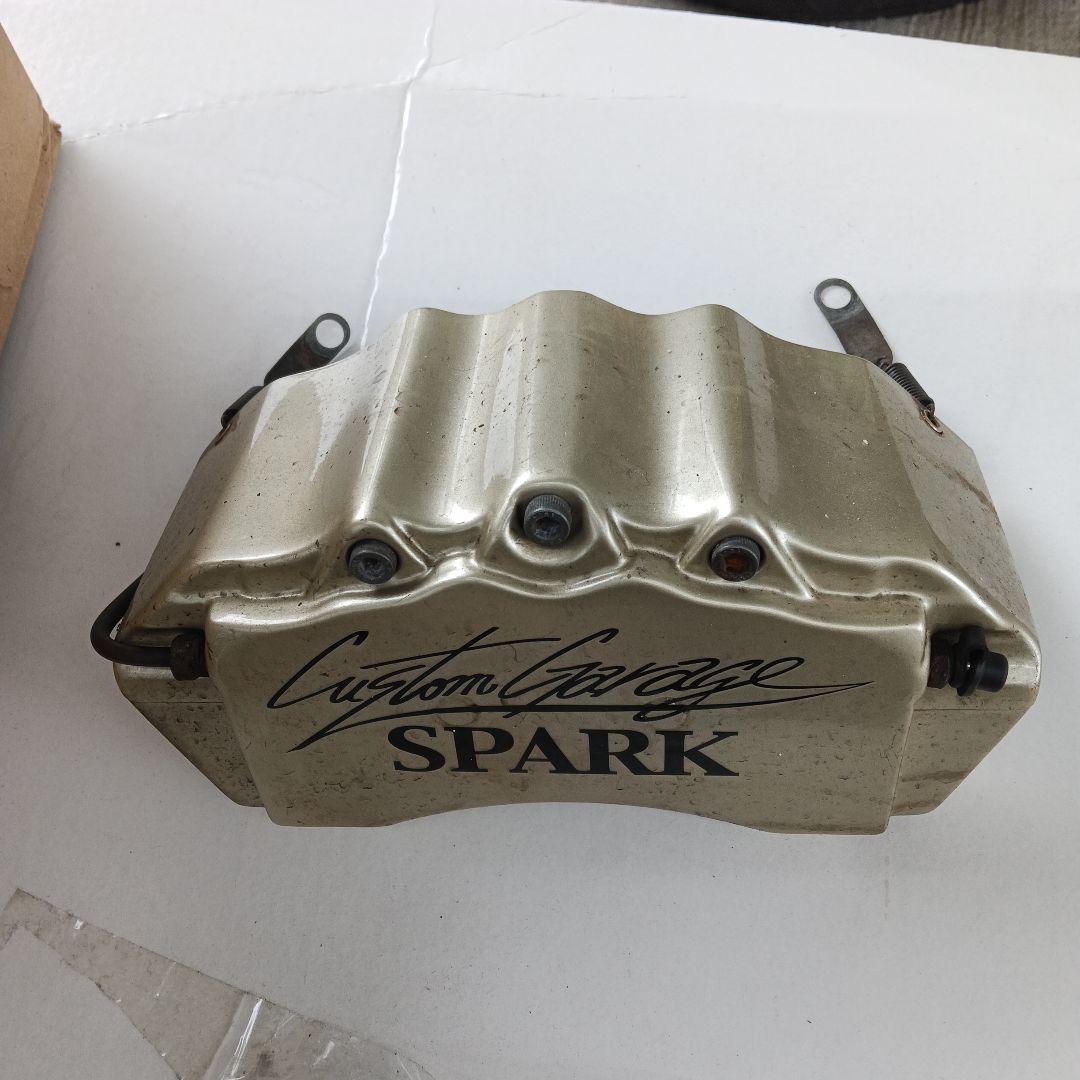 20アルファード キャリパーカバー