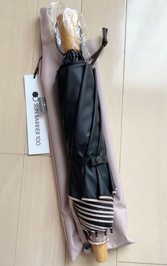 【新品未使用】サンバリア100 折りたたみ日傘　2段折