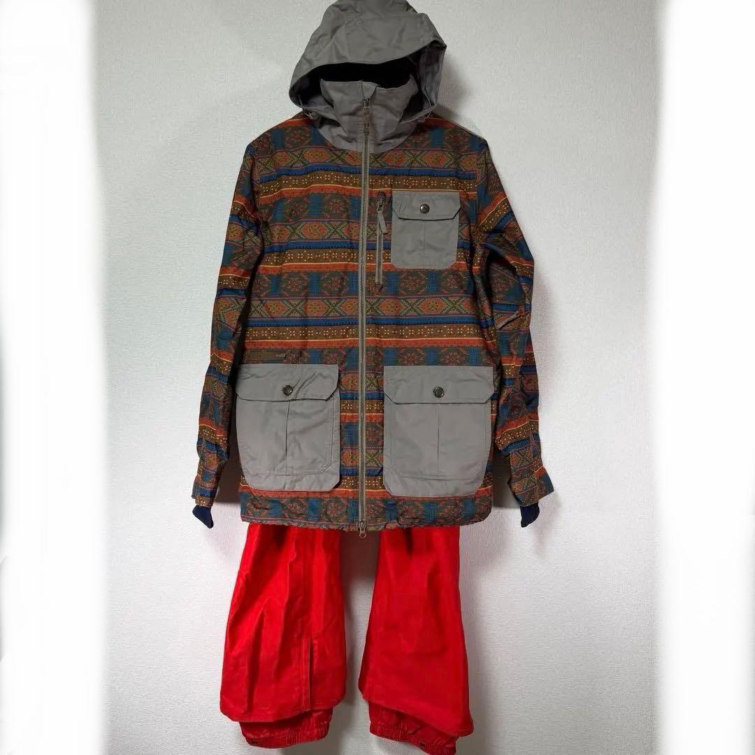 【スノボ】BURTON スノボウェア 上下セットMサイズ　レディース
