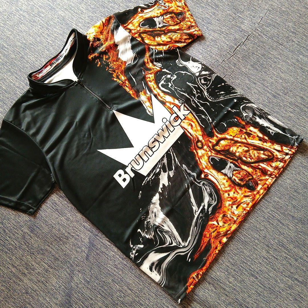 ボウリングウェア　ブランズウィック　ブラック　サイズM　マーブル　ハーフジップ