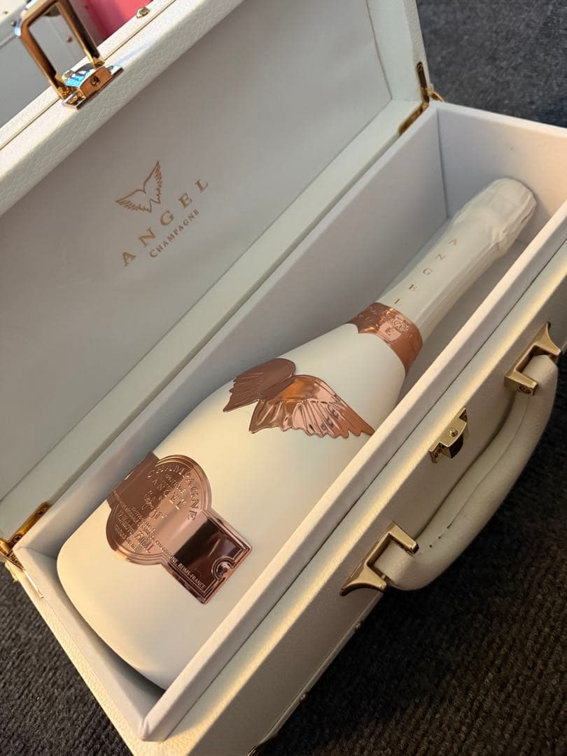 エンジェルシャンパン　ホワイト　未開栓③