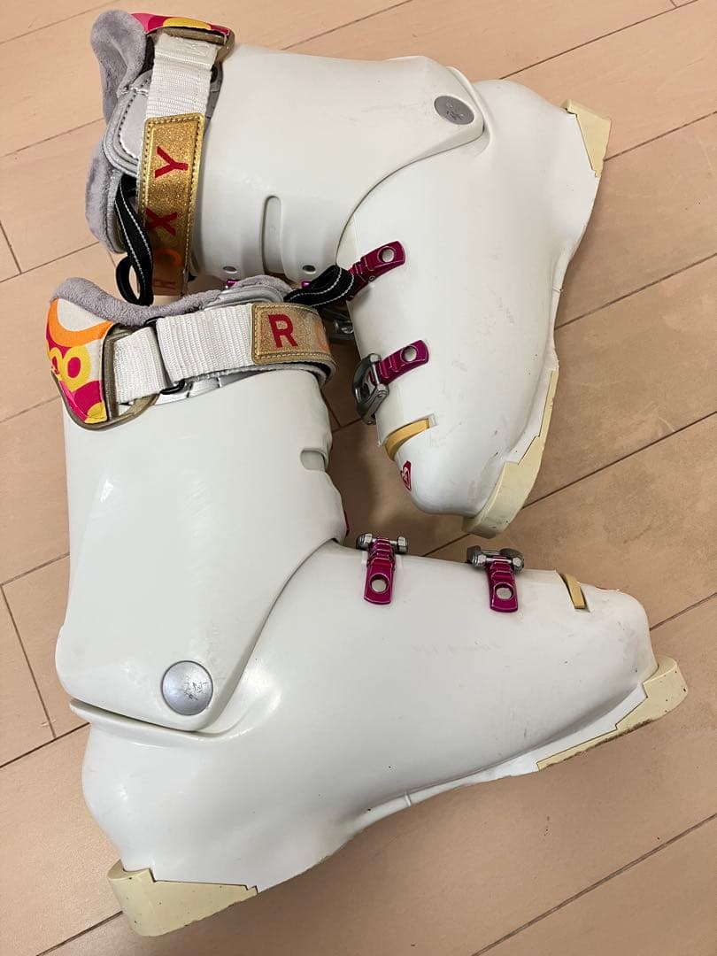 スキー140cm ブーツ25.5cm大阪手渡し可能　HART ROXY