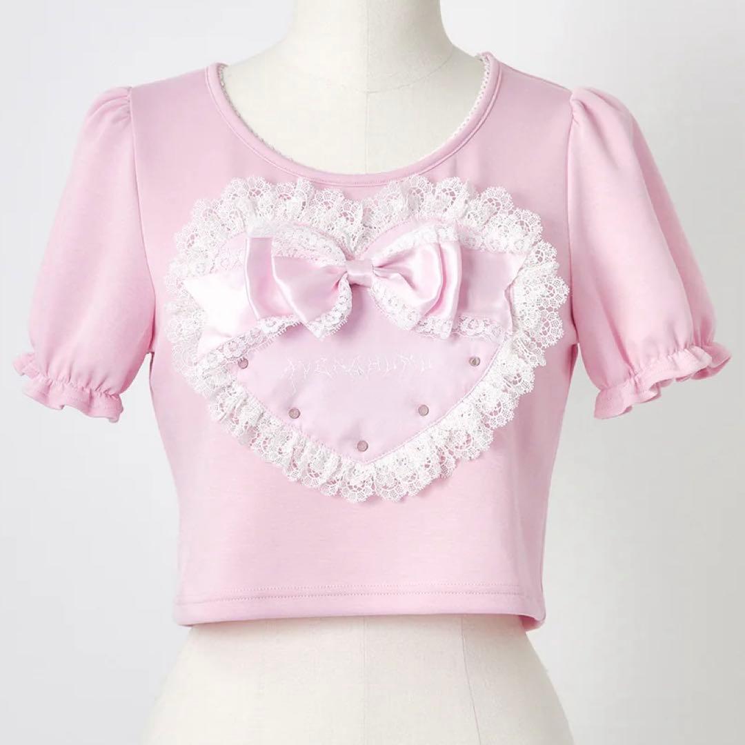 トップス AVENCHUMU Love heart's cake puff t-shirt