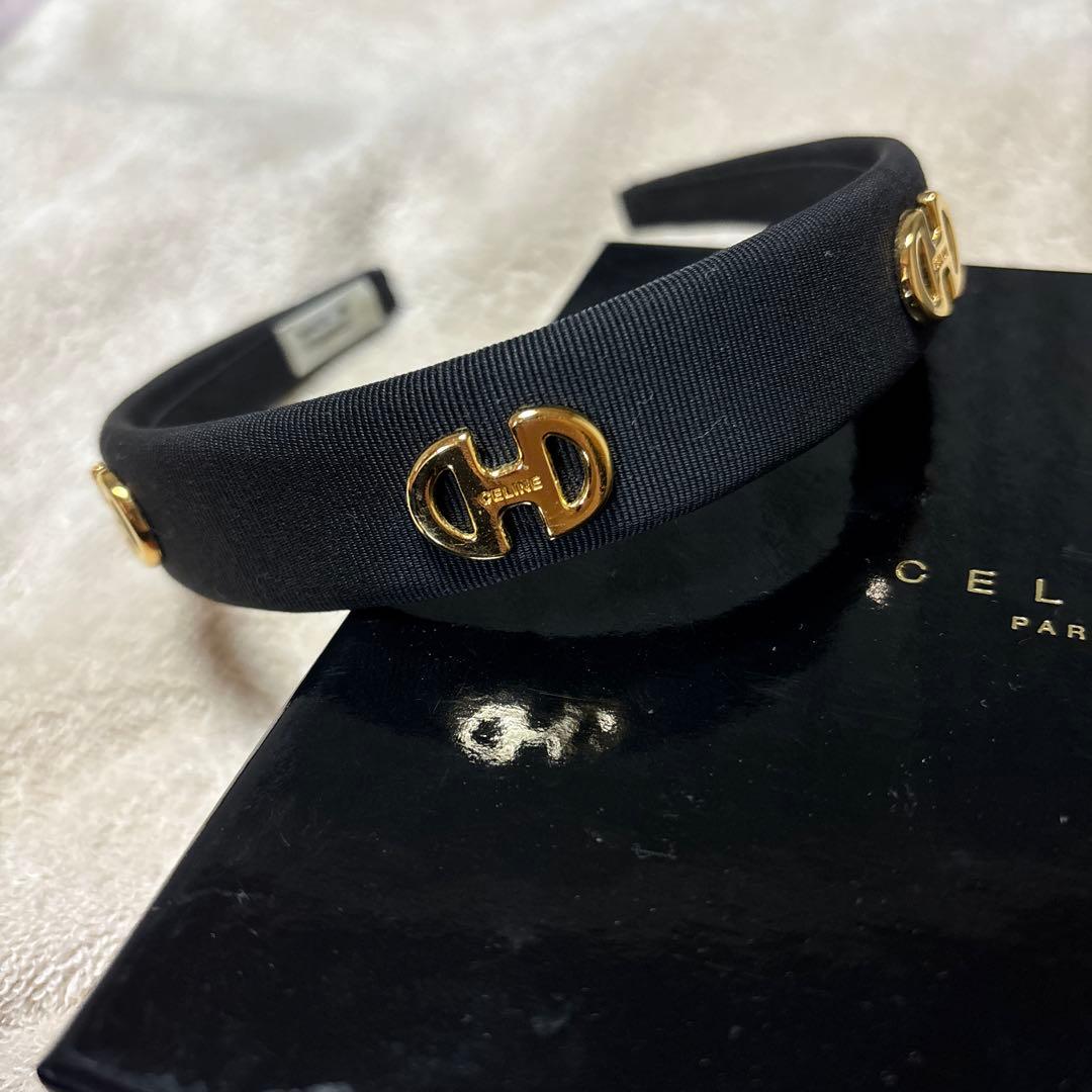 CELINE セリーヌ　ロゴ入り　ブラック カチューシャ