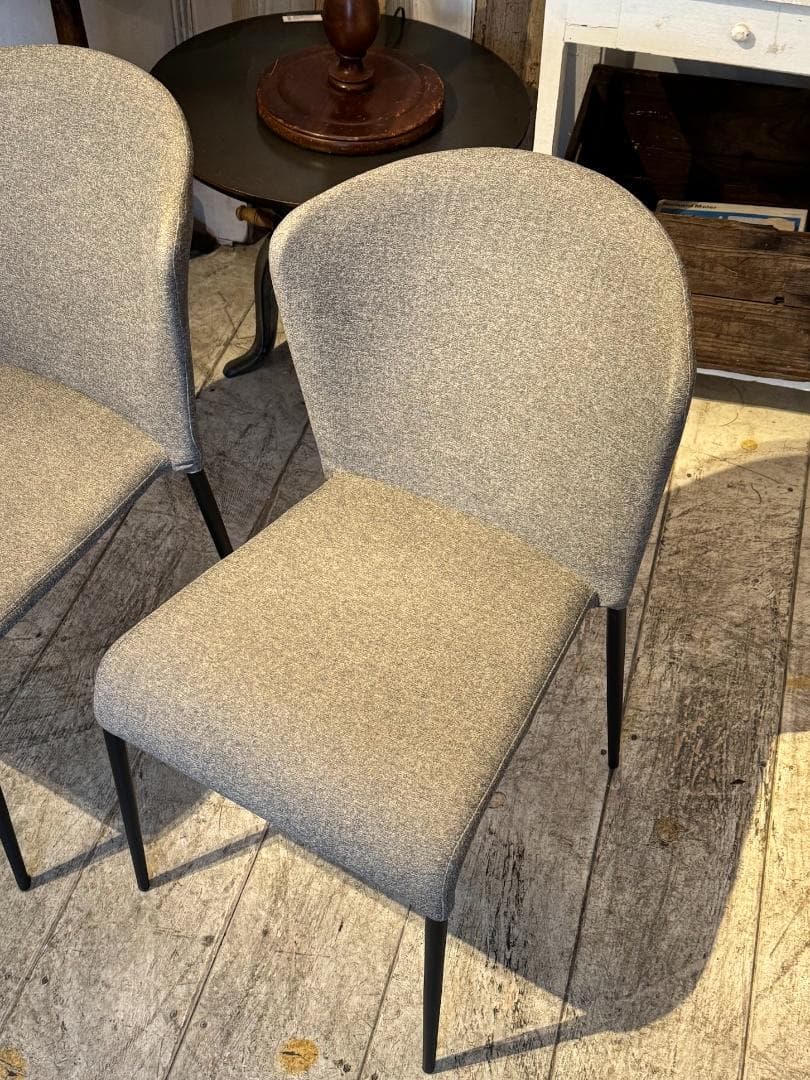 モデル展示 未使用品 ダイニングチェア２脚セット グレー布地 CHERRY