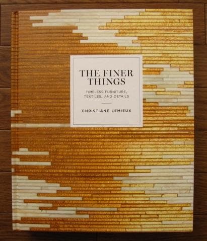 The Finer Things： Timeless Furniture.