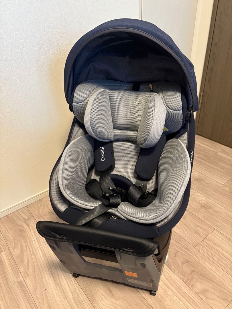 【Combi】クルムーヴ アドバンス ISOFIX エッグショック JP-590