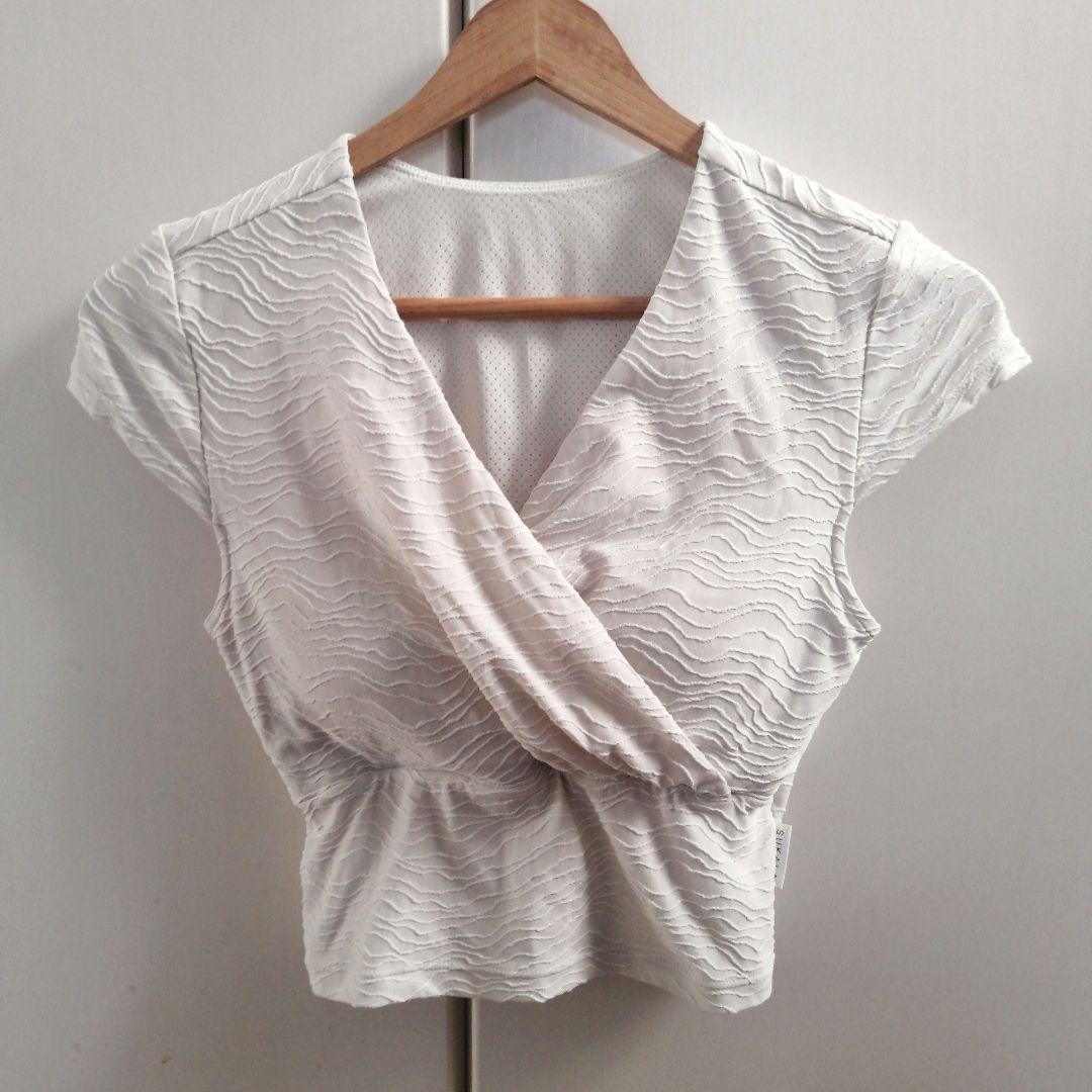 人気完売SUKALA キャップスリーブトップス LAVAホットヨガスタジオラバ