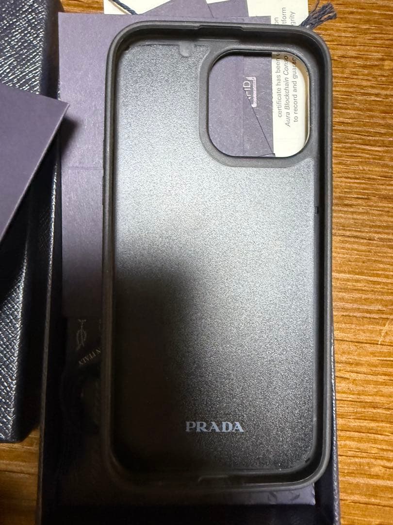 PRADA ブラックレザー iPhone14pro Max