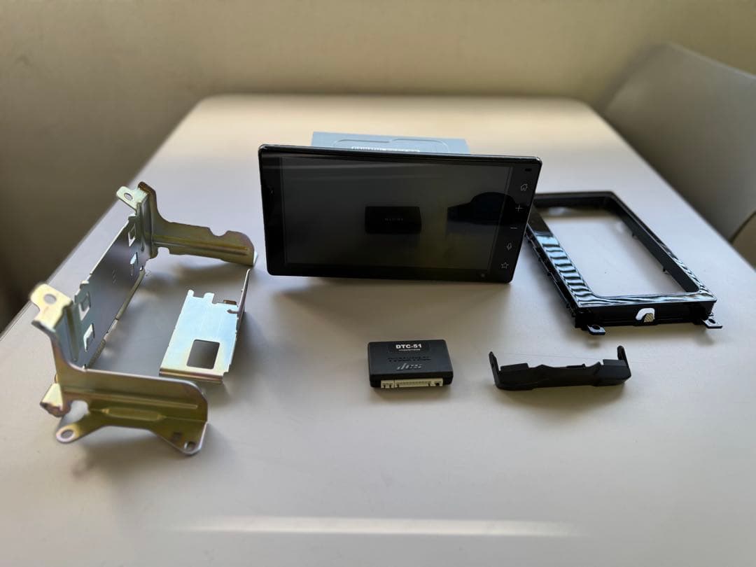 ダイハツ　令和7年キャンバス　純正ディスプレイオーディオDTC-51