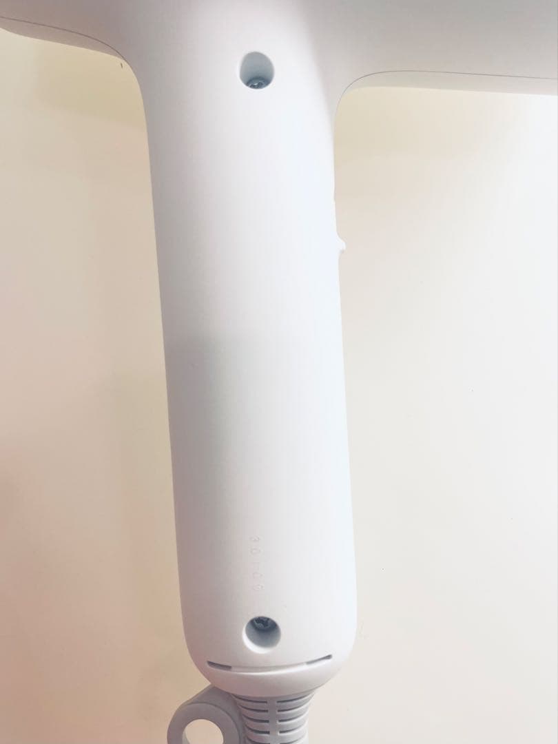 【最終値下げ】パナソニック　ナノケアドライヤー　ウォームホワイト