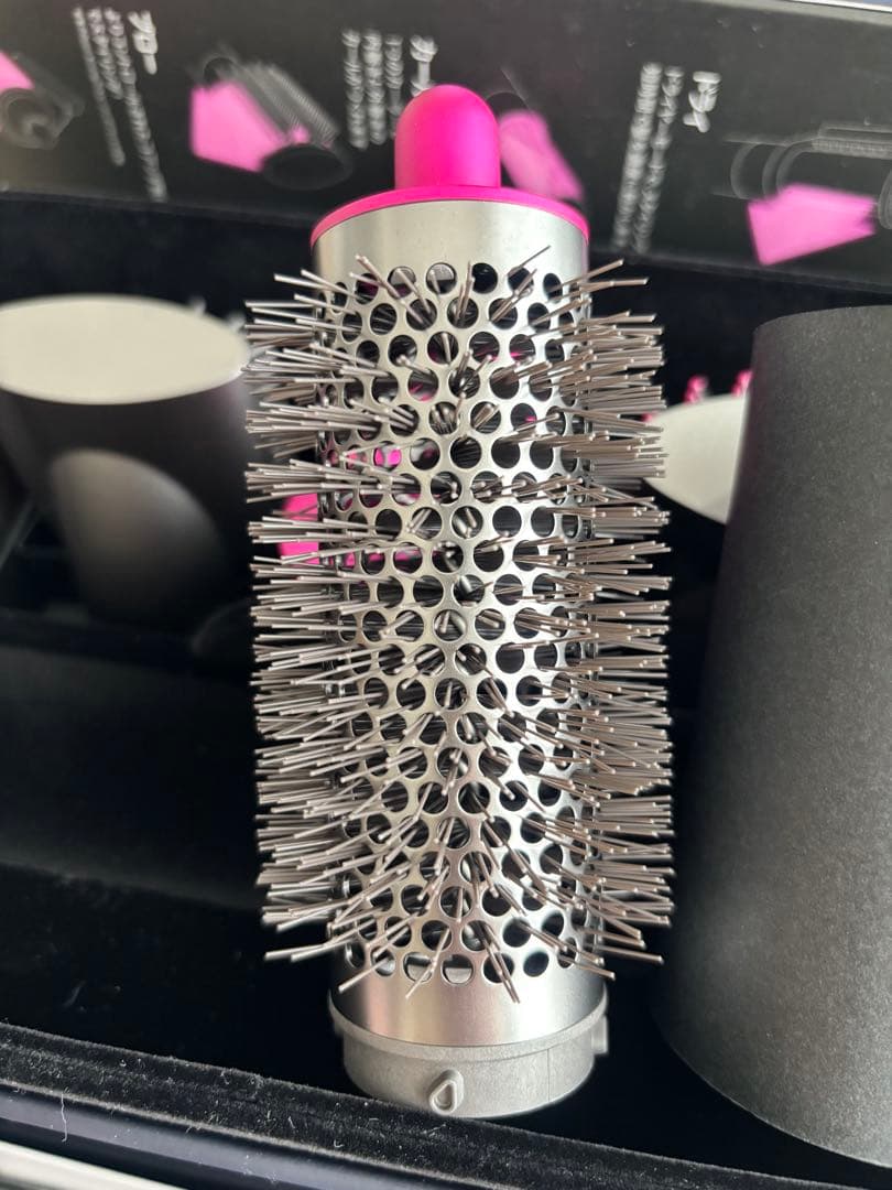 ダイソン　ヘアドライヤー　新品未使用　アタッチメントのみ　本体なし