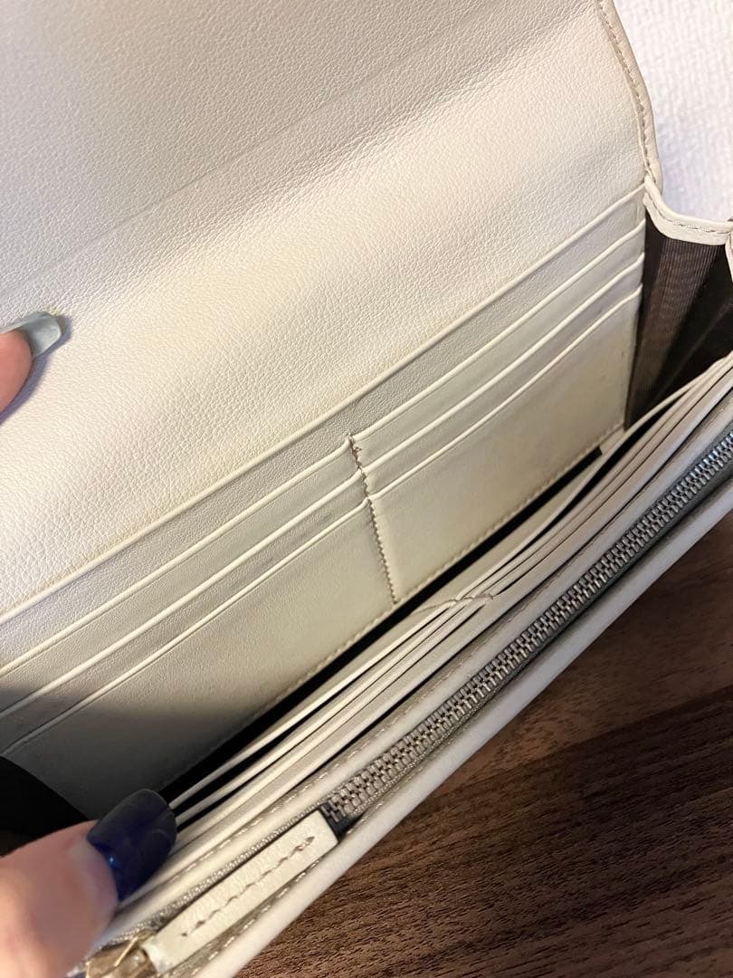 美品！GUCCI グッチ　GGマーモント　長財布