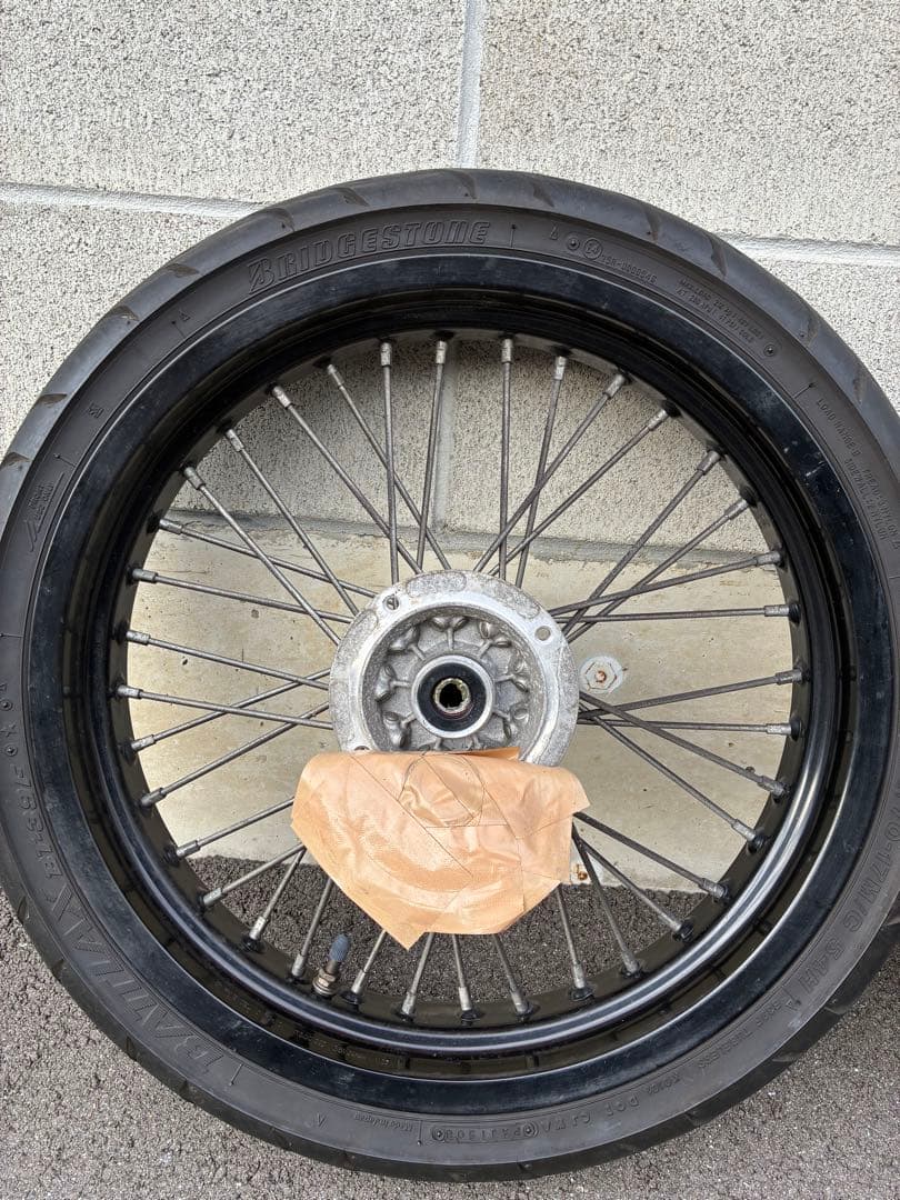 サ*ル様 dトラッカー250 純正ホイール 前後２本