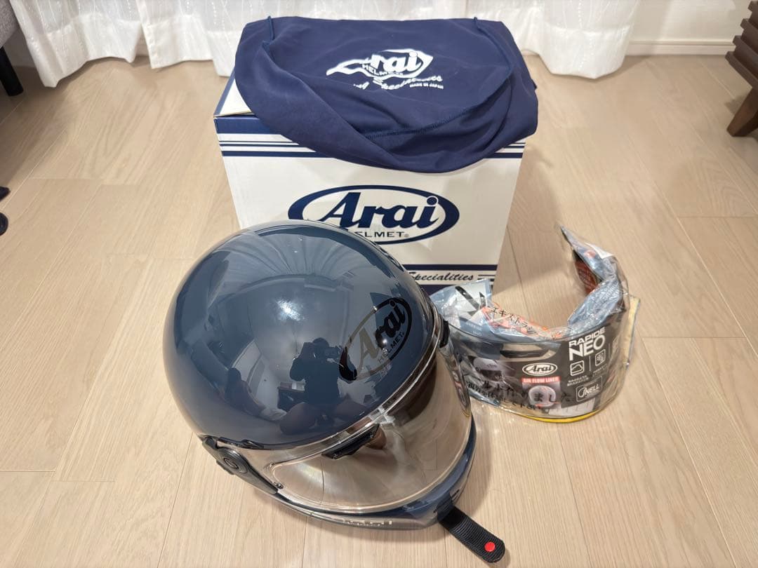 Arai Rapide-Neo フルフェイスヘルメット　61-62サイズ