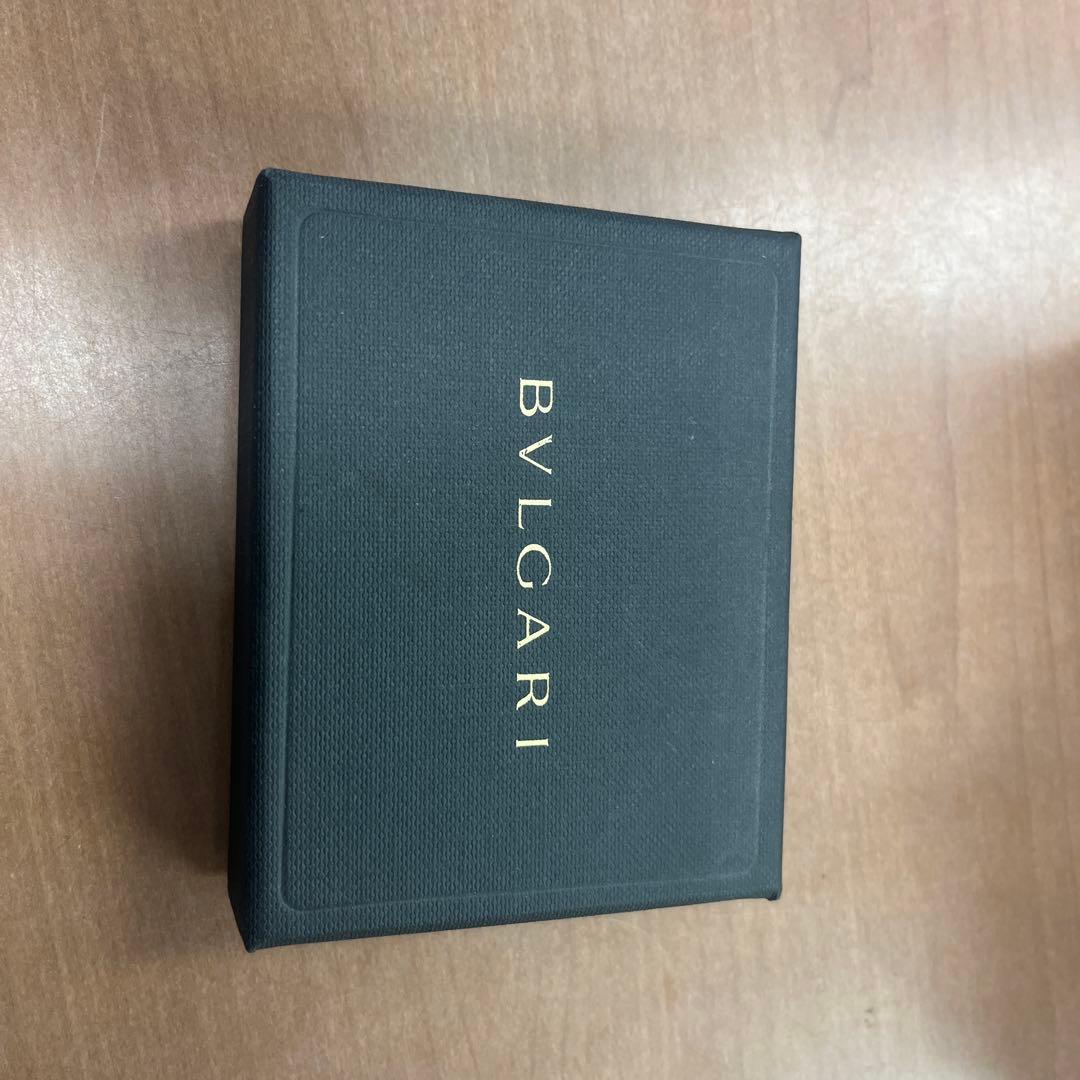 BVLGARI ブラックレザーブレスレット NE E09 30716