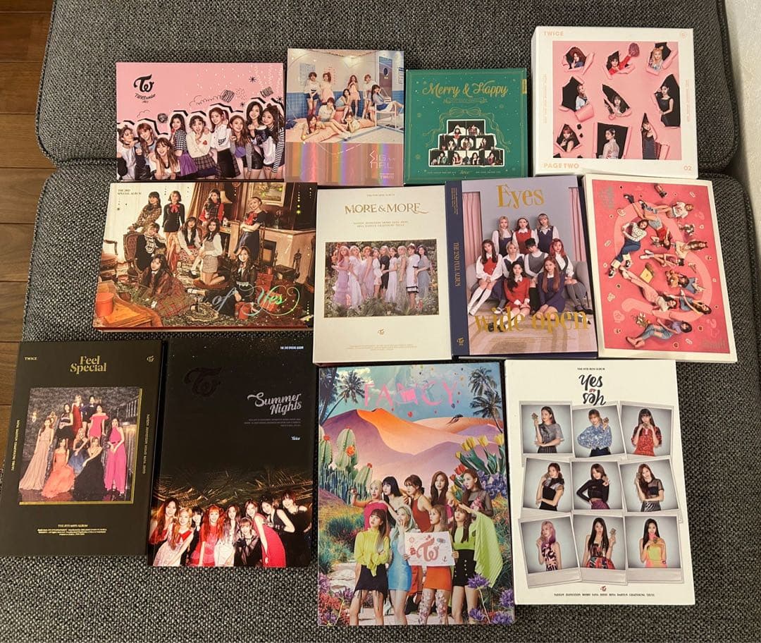 【ツウィペン必見】TWICEまとめ売り★CDアルバムうちわトレカ★