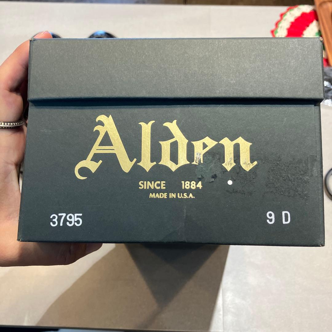 ALDEN×BEAMS PLUS カーフタッセルローファー　ブラック