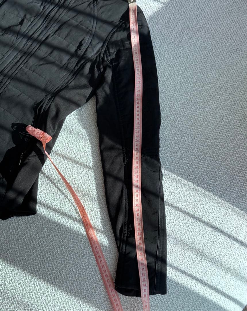 Lululemon レディースランニングジャケットS size ブラック