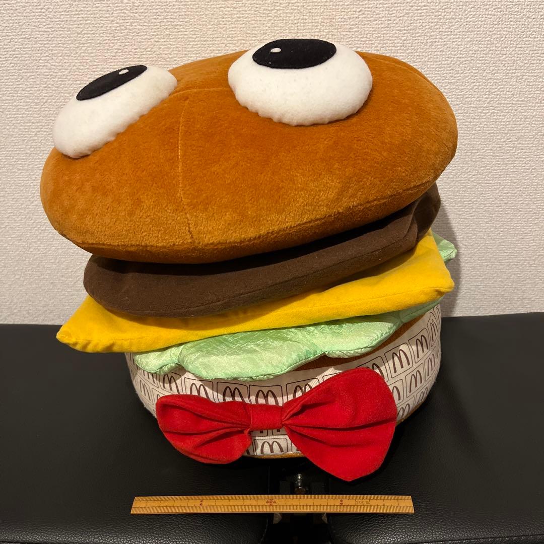 j*h様 マクドナルド　ぬいぐるみ　クッション　ハンバーガー　レア　非売品　希少